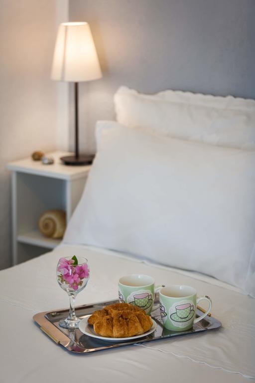 Holiday Home Zlatni San - Private Heated Pool Бол Номер фото